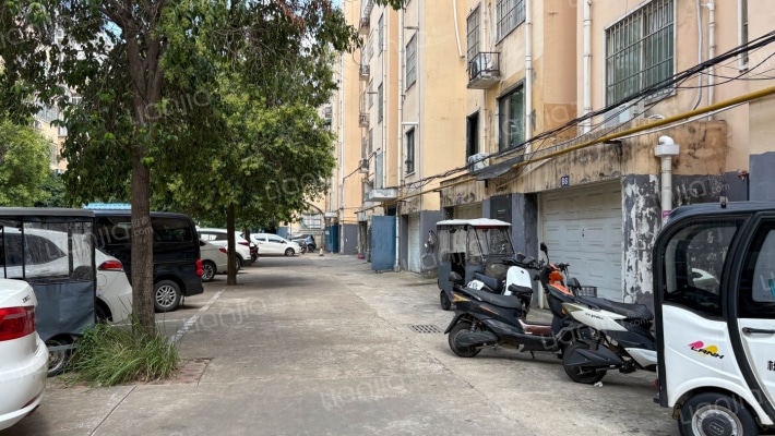 骏远小区外景图