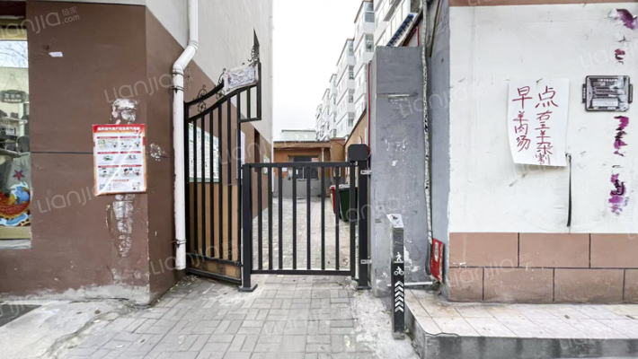 水干校宿舍外景图