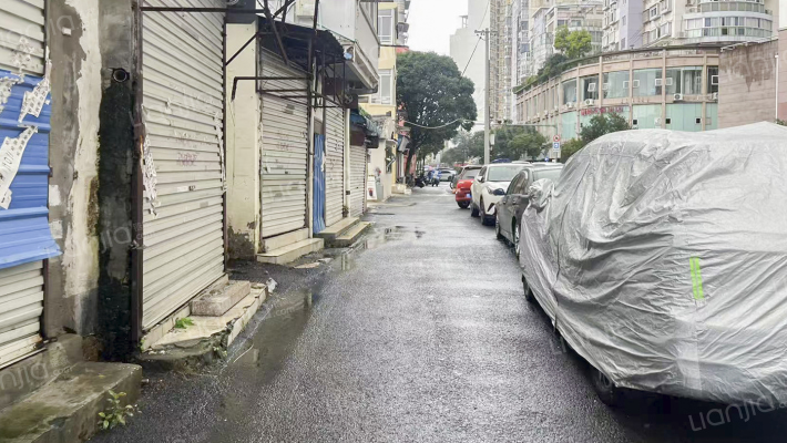 天雷巷79号外景图