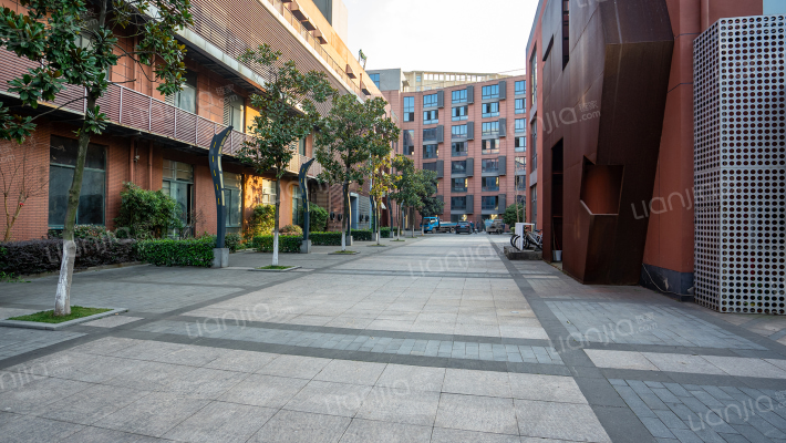 众一创意街区外景图