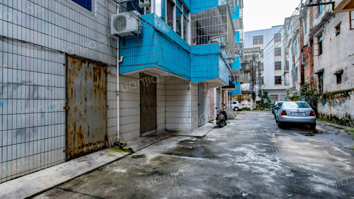 解放路四号宿舍外景图