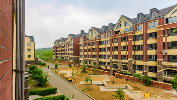 月潭壹英里外景图