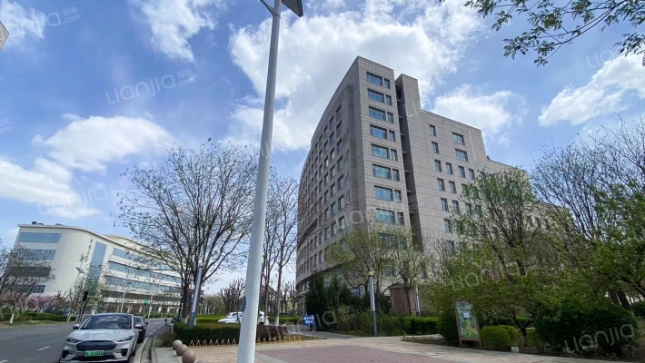 动漫中路334外景图