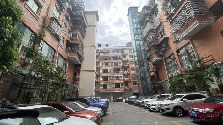 金水花园外景图