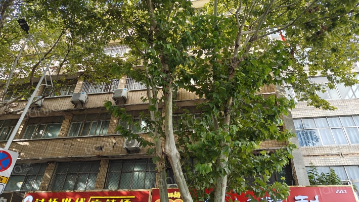 纺织厂北区办公楼外景图