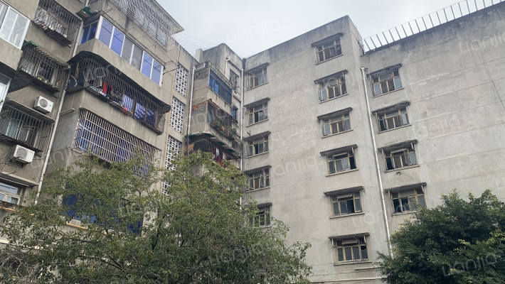 西北市街179号外景图