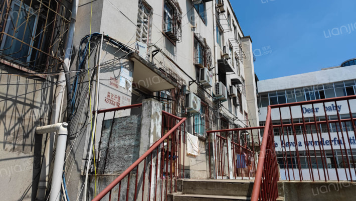 劳动路经委家属楼外景图