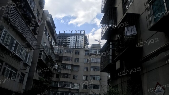 人民东路86号外景图