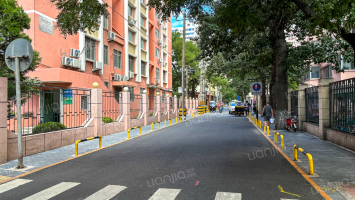 广安门南街外景图