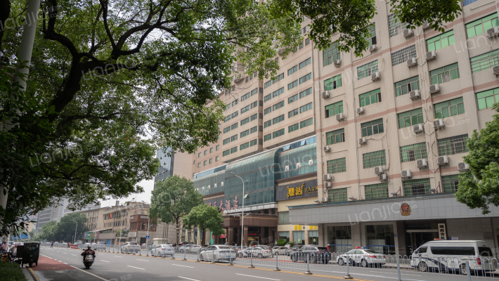 同天大酒店外景图