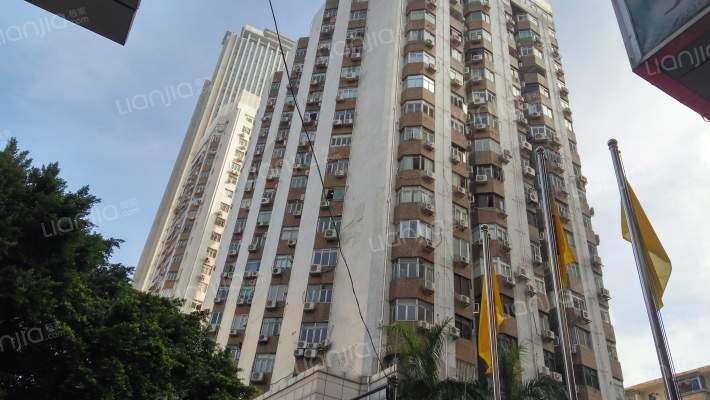 华乐大厦外景图