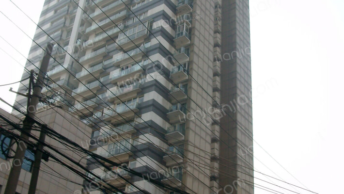 晶采名人大厦外景图