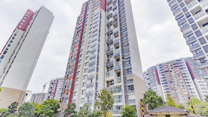 香江花城御花苑外景图