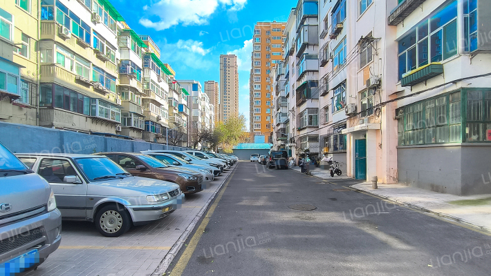 金属公司外景图