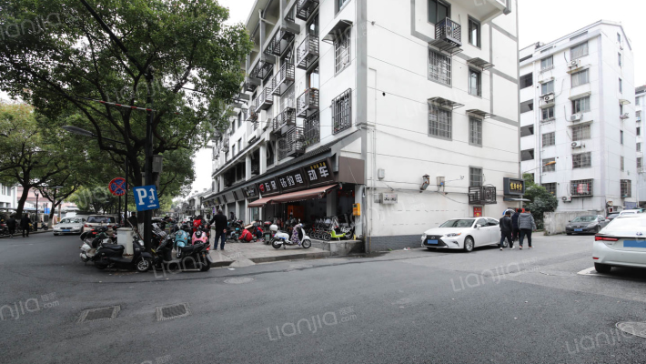 八字桥直街外景图