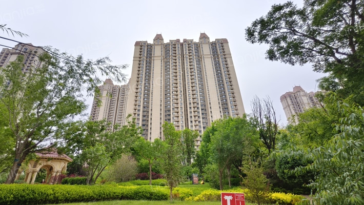 恒大翡翠华庭外景图