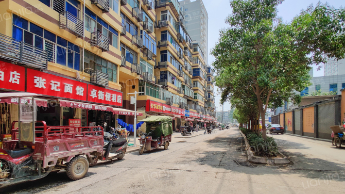 西安汽车站家属院外景图