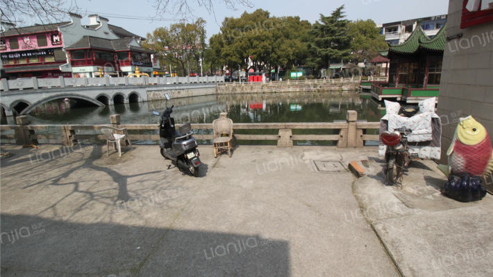 湾士岸二村外景图