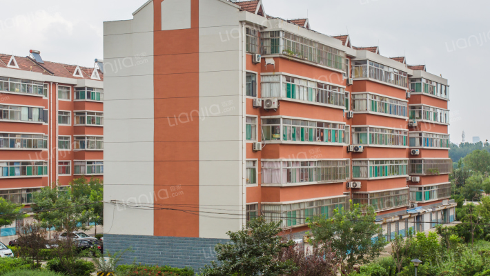 河崖头村外景图