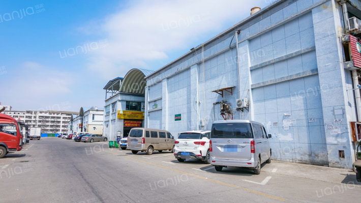 昌南农产品物流中心外景图