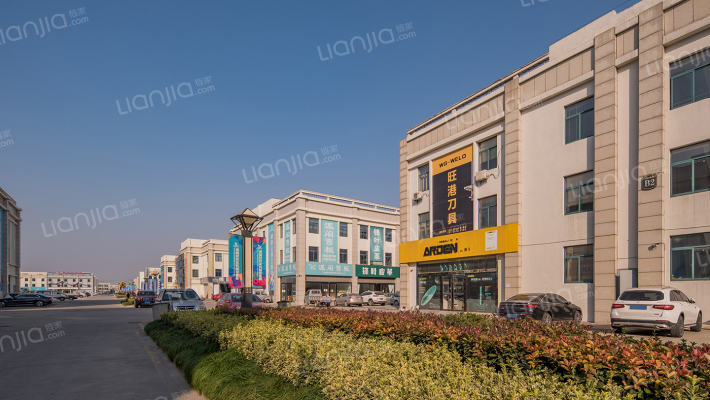 东部家具材料市场外景图