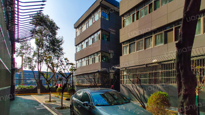 爱知中学家属区外景图