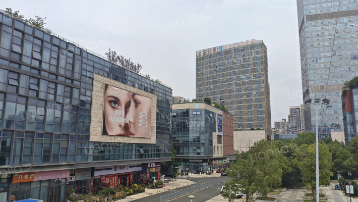 世茂生活广场外景图