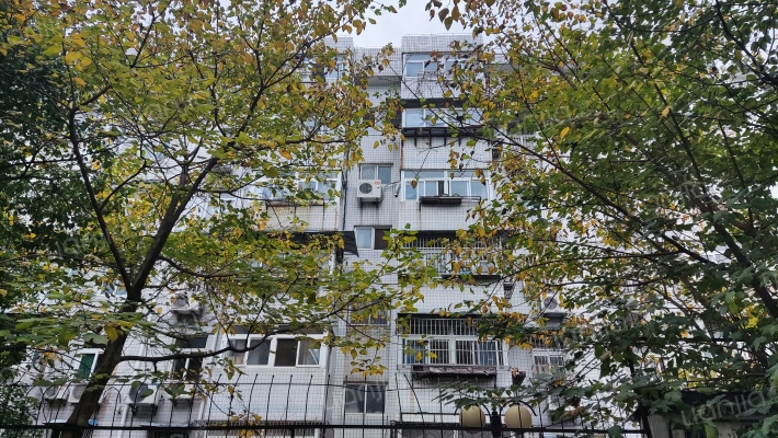 省高院宿舍外景图