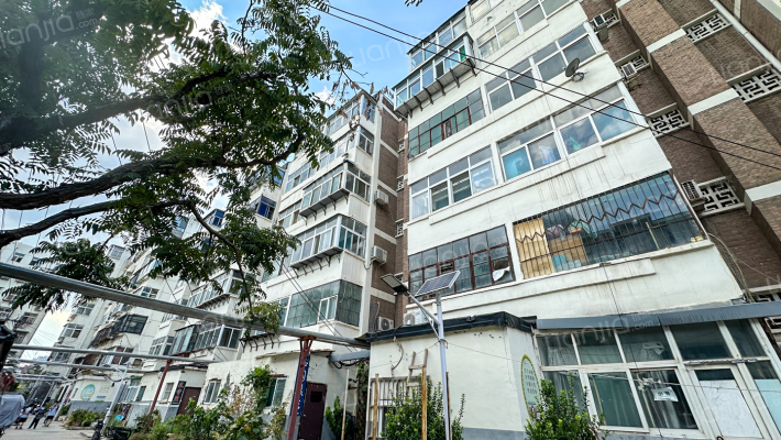 人民路15号院外景图