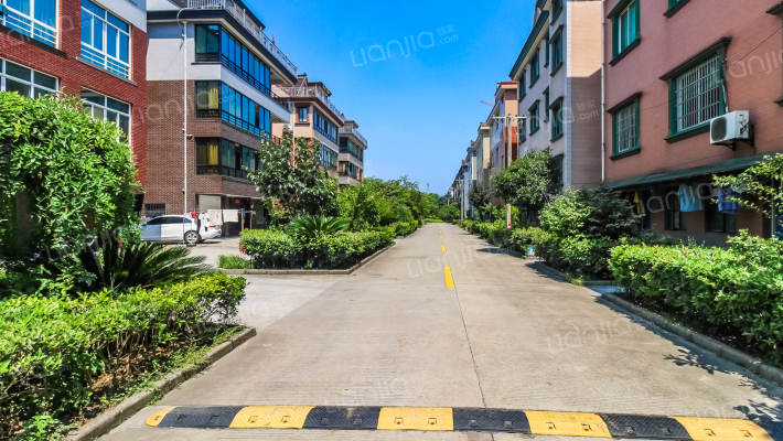 先锋花苑三区外景图