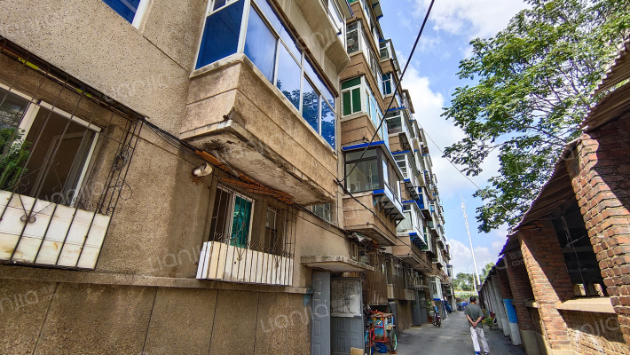 牛心屯一路外景图