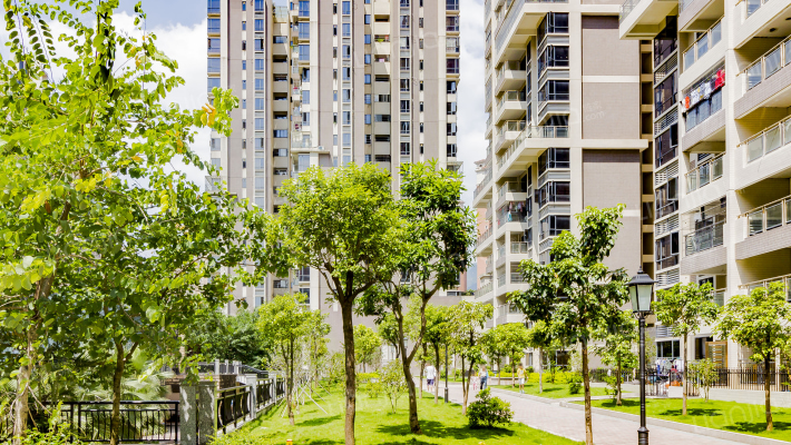 领秀瑞城外景图