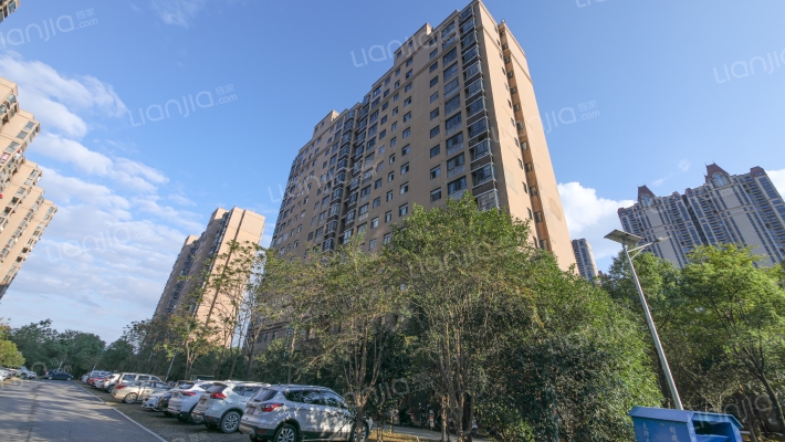 平利花园小区外景图