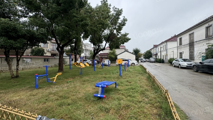 东苑新村外景图