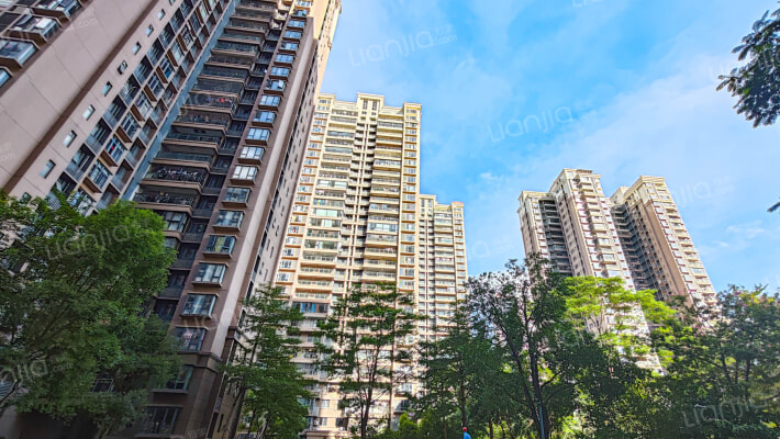 嘉和城塞纳右岸. 南外景图