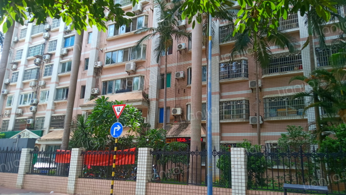 国华公寓外景图