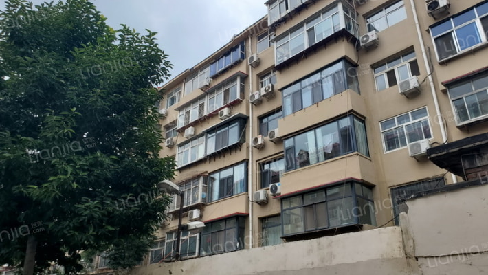 物资公司宿舍外景图