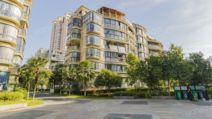 德雅花园外景图