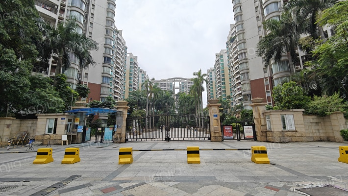 健逸天地外景图