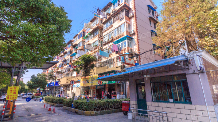 梅川一街坊外景图