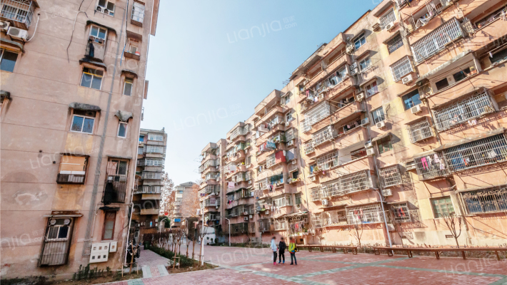 壕埂街1号外景图