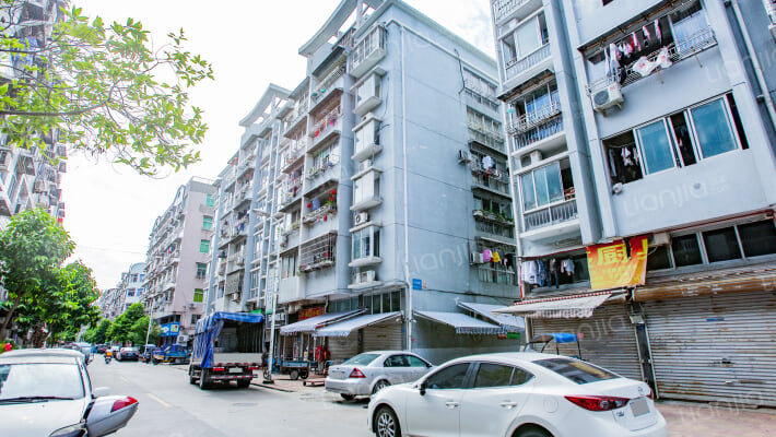 开发路小区外景图