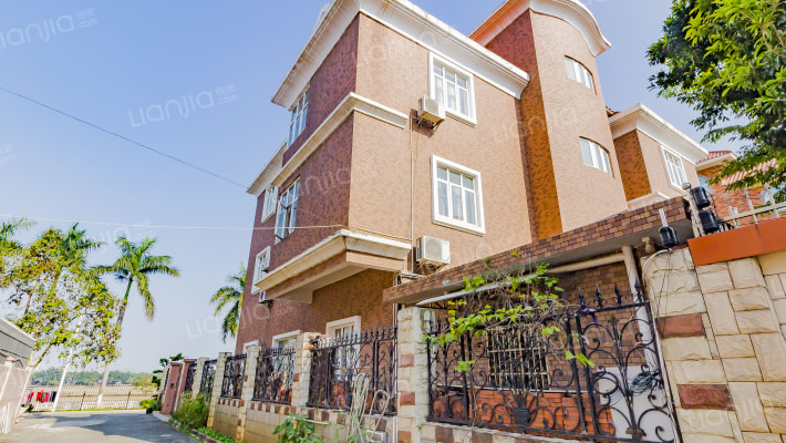 莲湖花园外景图