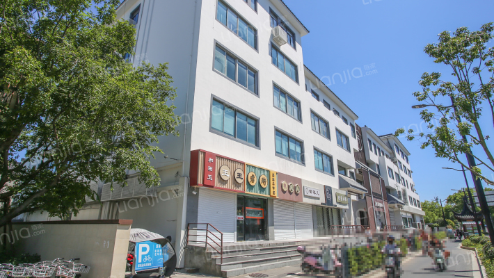 竹辉商厦外景图