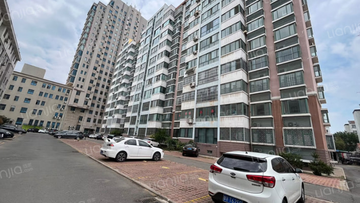 嘉汇财富花园外景图