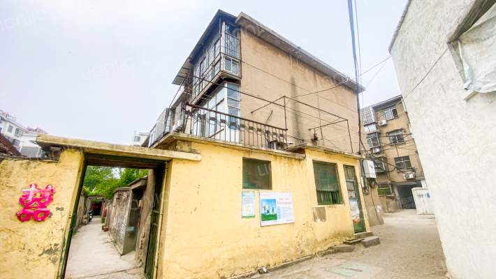 酒厂宿舍.外景图