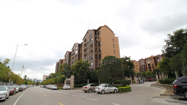 滇池润园外景图