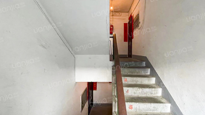 公交点式楼宿舍外景图