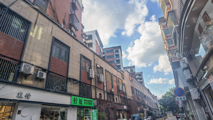 银城商厦外景图