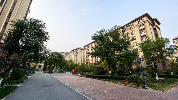 众美青城外景图